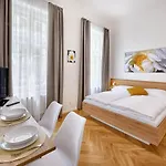 Apart Otel Downtown Rubesova