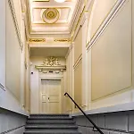 Apart Otel Downtown Rubesova 4*
