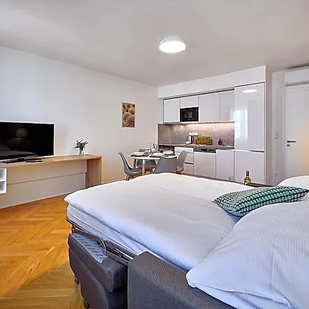 Downtown Rubesova 4* Prag
