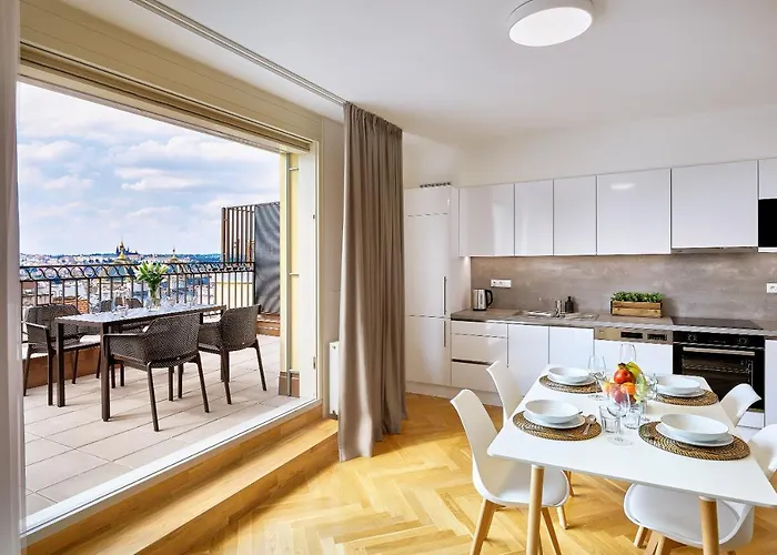 Downtown Rubesova Apart-hotel