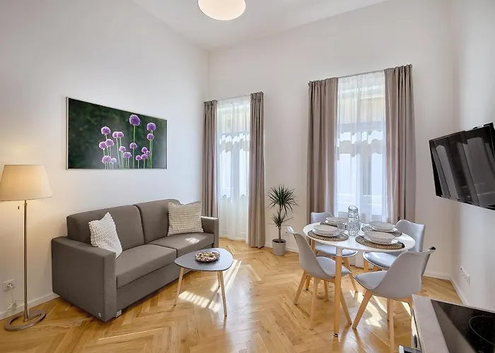 Downtown Rubesova Apart-hotel 4*