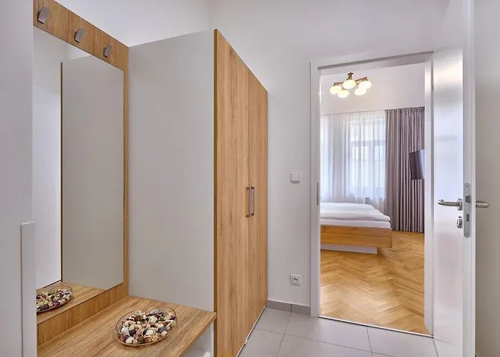 Apart-hotel Downtown Rubesova 4*