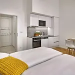 Aparthotel Downtown Rubesova 4*