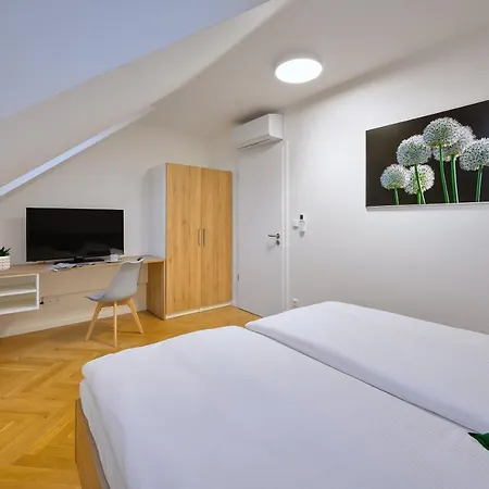 Hotel apartamentowy Downtown Rubesova Praga